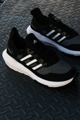 ADIDAS ULTRABOOST