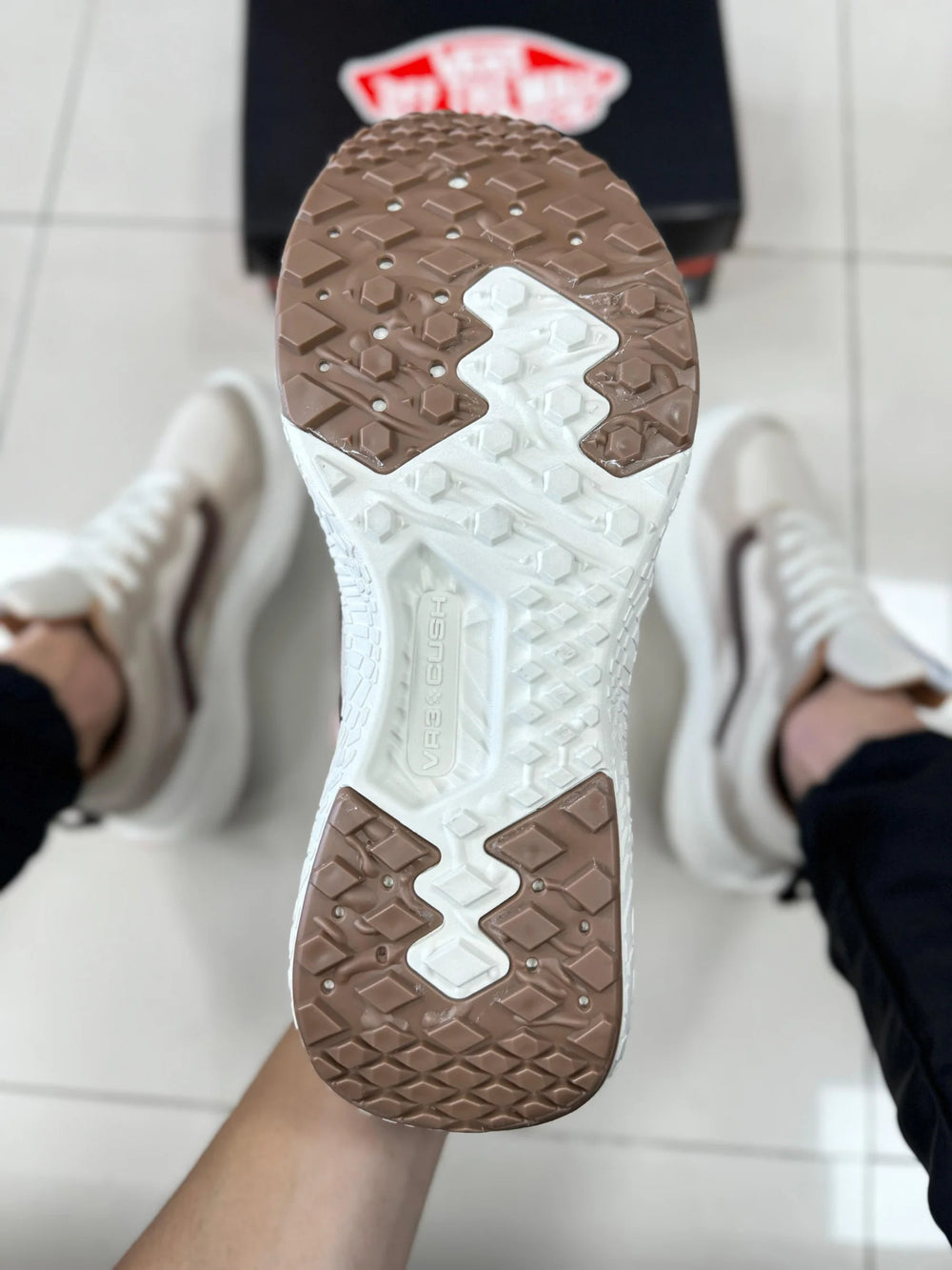 VANS VR3 NEO BEGE