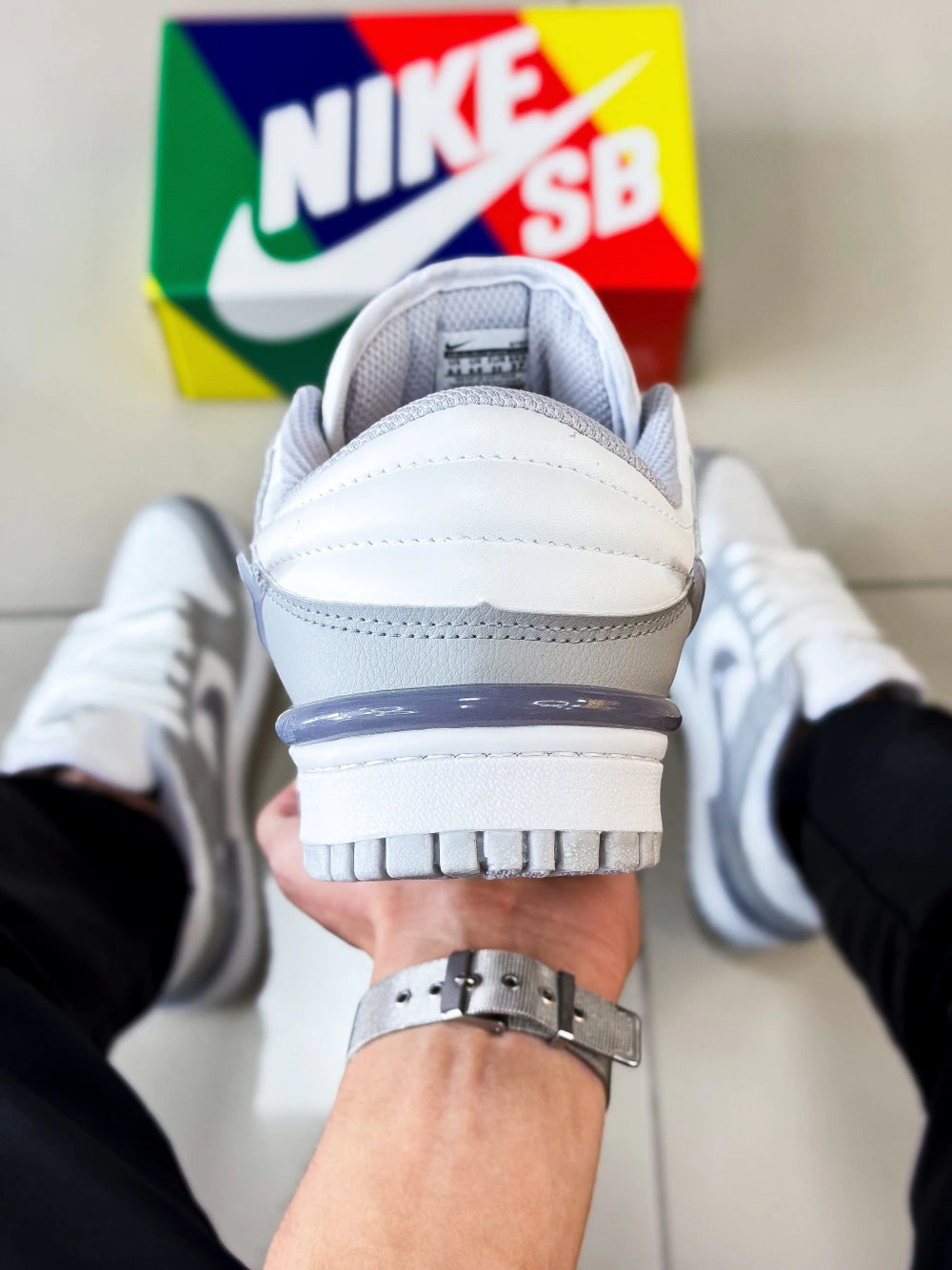 NIKE TWIST CINZA
