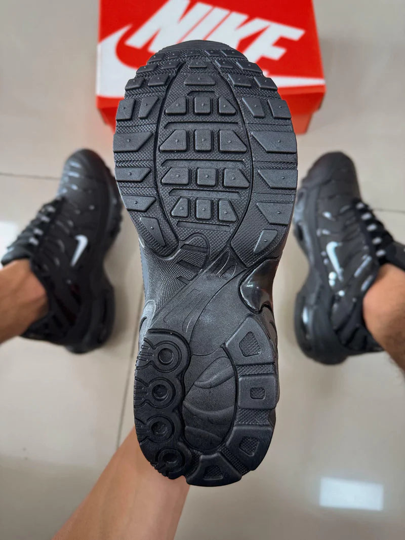 AIR TN PRETO