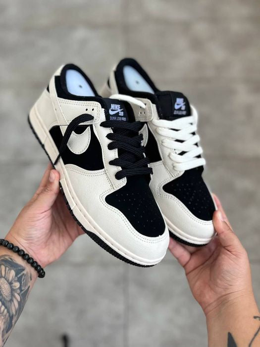 DUNK JUMBO PRETO E BRANCO