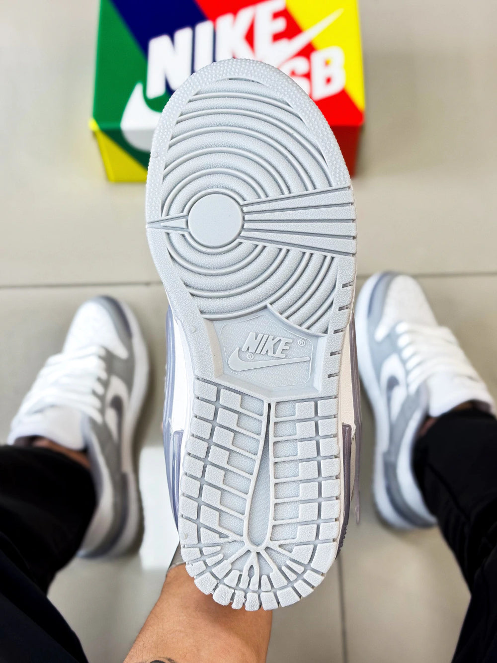 NIKE TWIST CINZA
