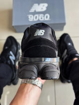 NEW BALANCE 9060 ALL BLACK