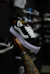 VANS KNU SKOOL