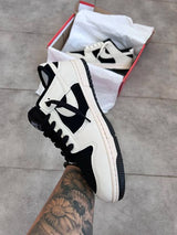 DUNK JUMBO PRETO E BRANCO
