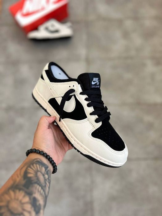 DUNK JUMBO PRETO E BRANCO