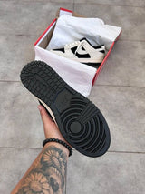 DUNK JUMBO PRETO E BRANCO