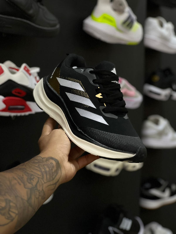 ADIDAS ADIZERO BOOST