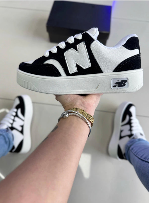 NEW BALANCE CT PRETO E BRANCO
