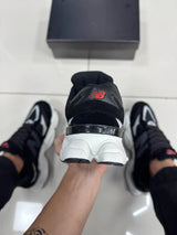 NEW BALANCE 9060 PRETO E BRANCO