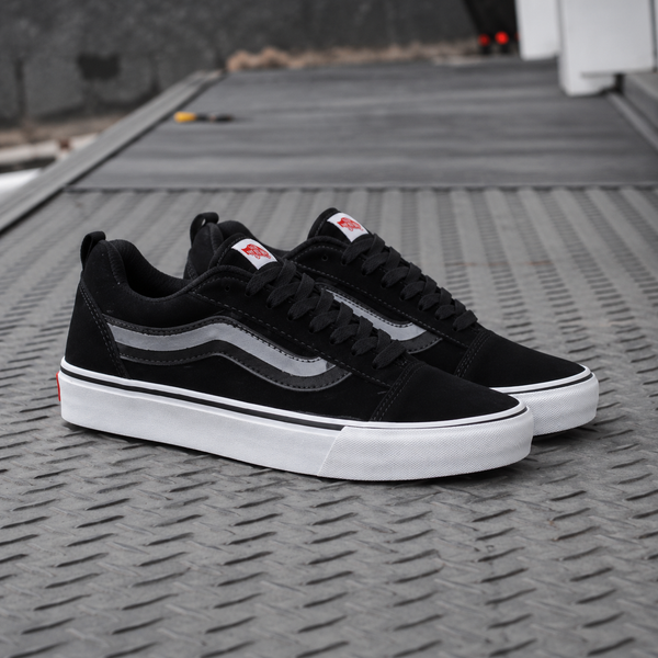 VANS KNU ALL BLACK