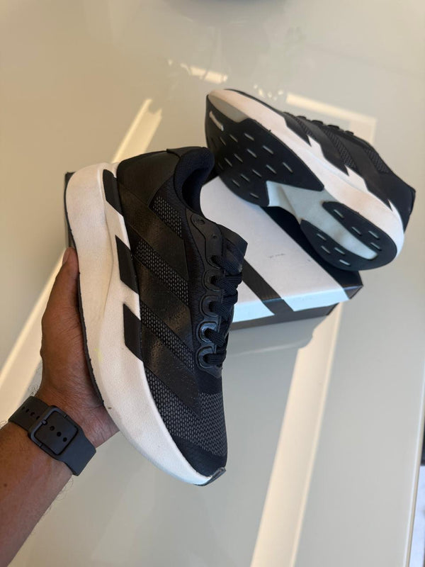 ADIZERO ADIOS PRETO E BRANCO