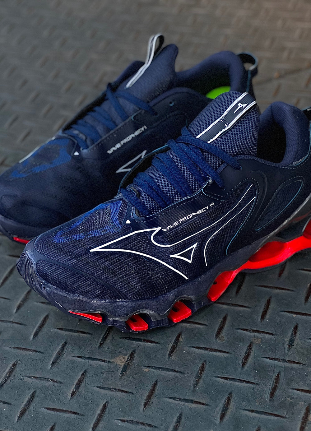 MIZUNO PROPHECY 14