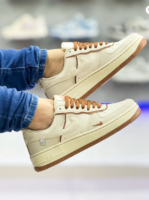 AIR FORCE PINGENTE MARROM