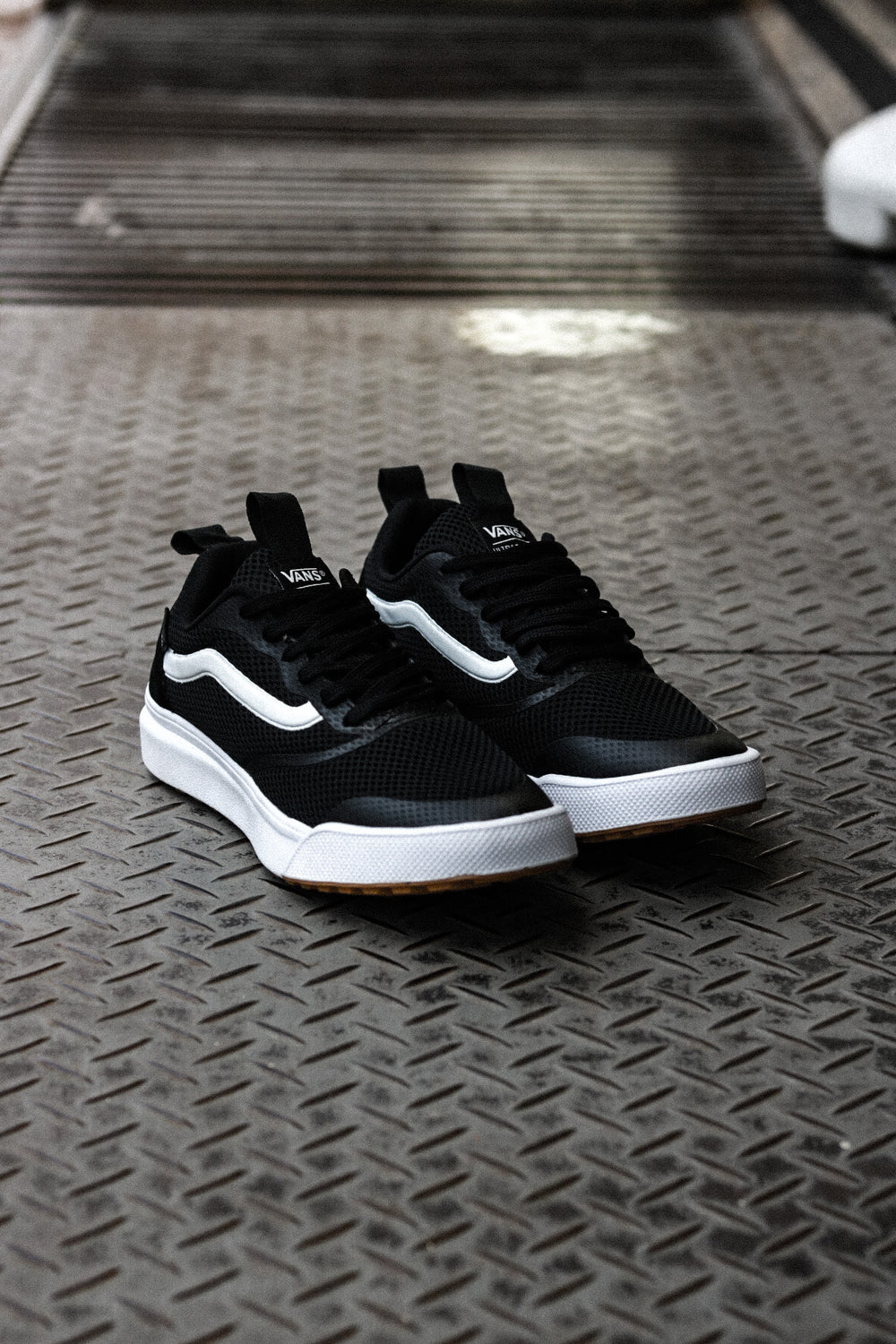 VANS ULTRARANGE